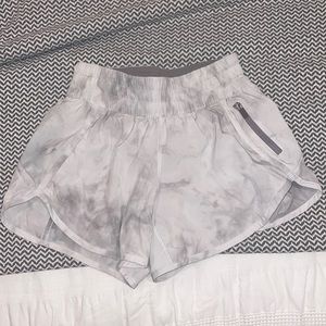 Lululemon size 4 shorts